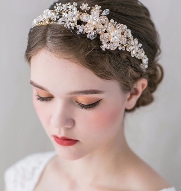 限定セール スワロのリボンカチューシャ ウェディング ゴールドも可能 ダイヤモチーフ ヘアバンド カチューシャ Www Smithsfalls Ca