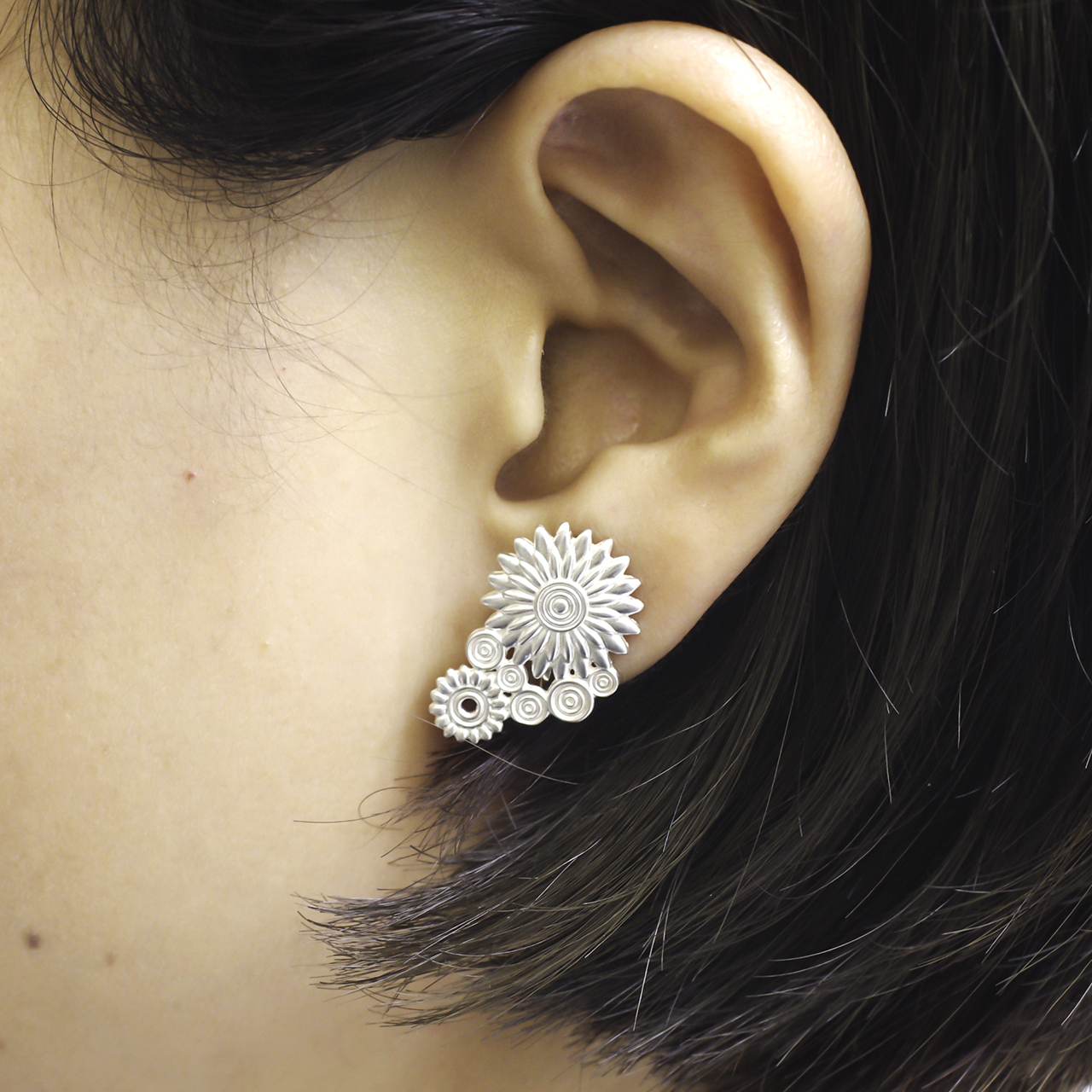 Silverスタッドピアス Sol ソル Aica