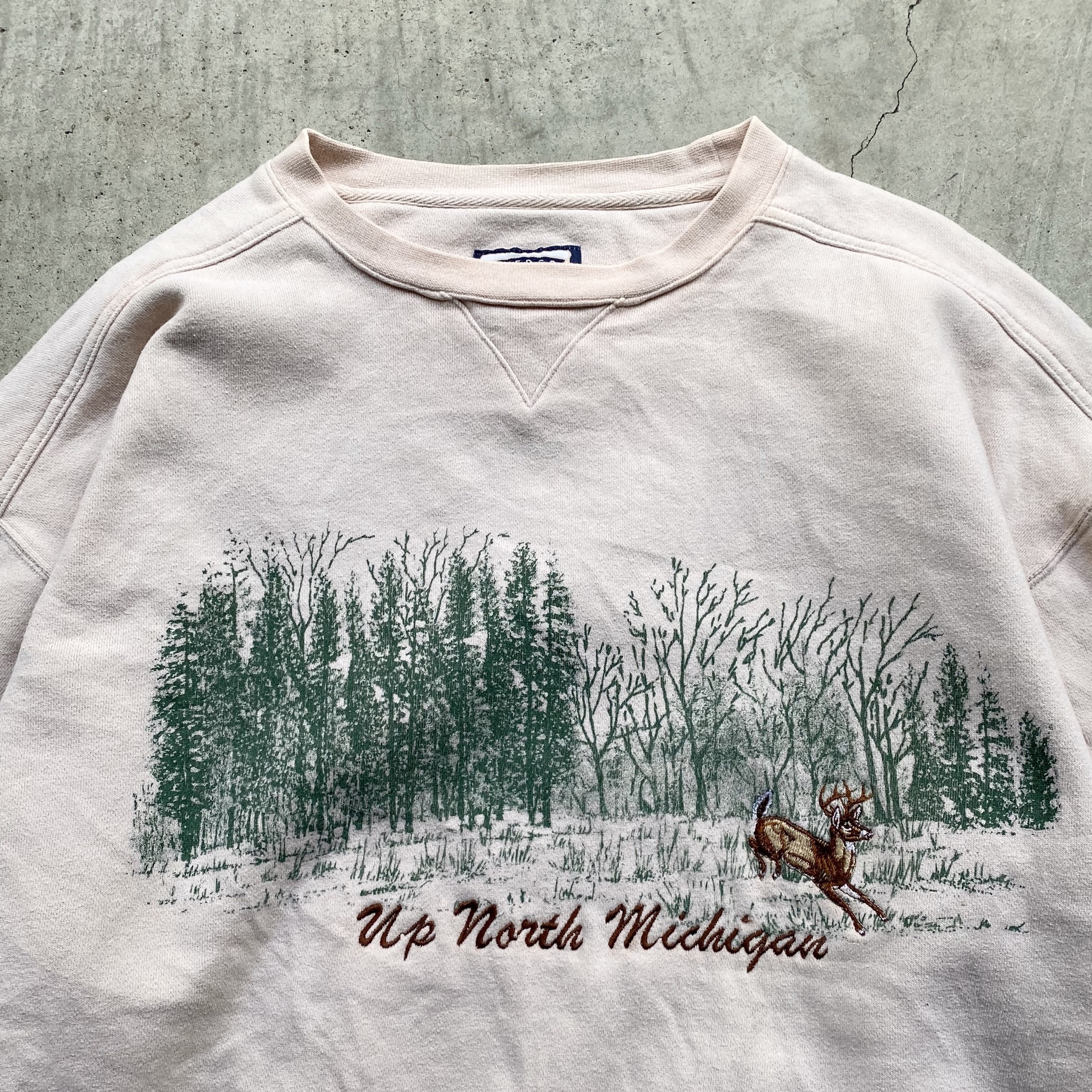 Lee リー Up North Michigan プリント 刺繍 アニマル柄 鹿 シカ スウェット トレーナー ベージュ メンズxl 古着 スウェット Cave 古着屋 公式 古着通販サイト