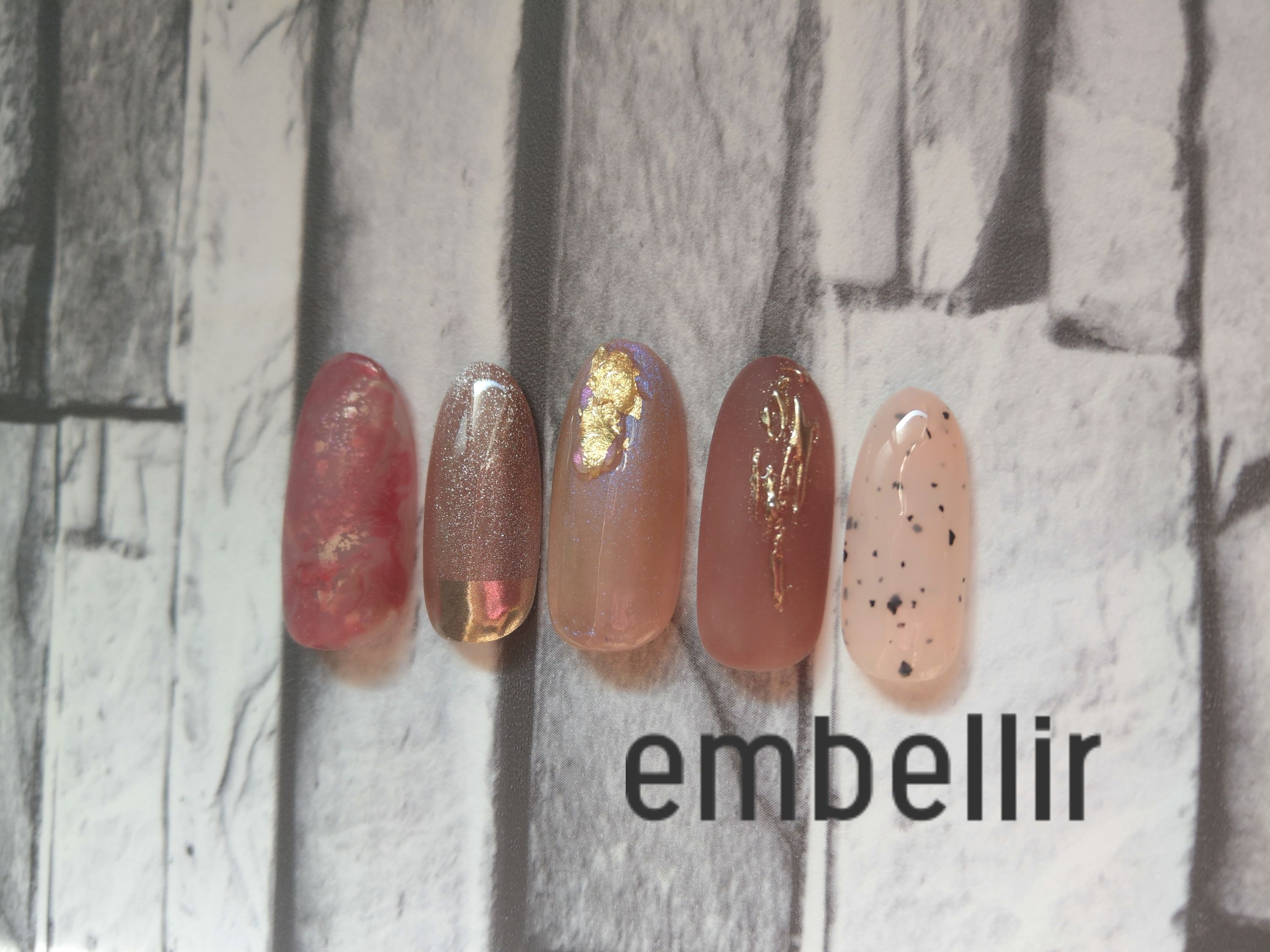 テラコッタピンク マットニュアンスネイルチップ Embellir Nail ネイルチップ専門店