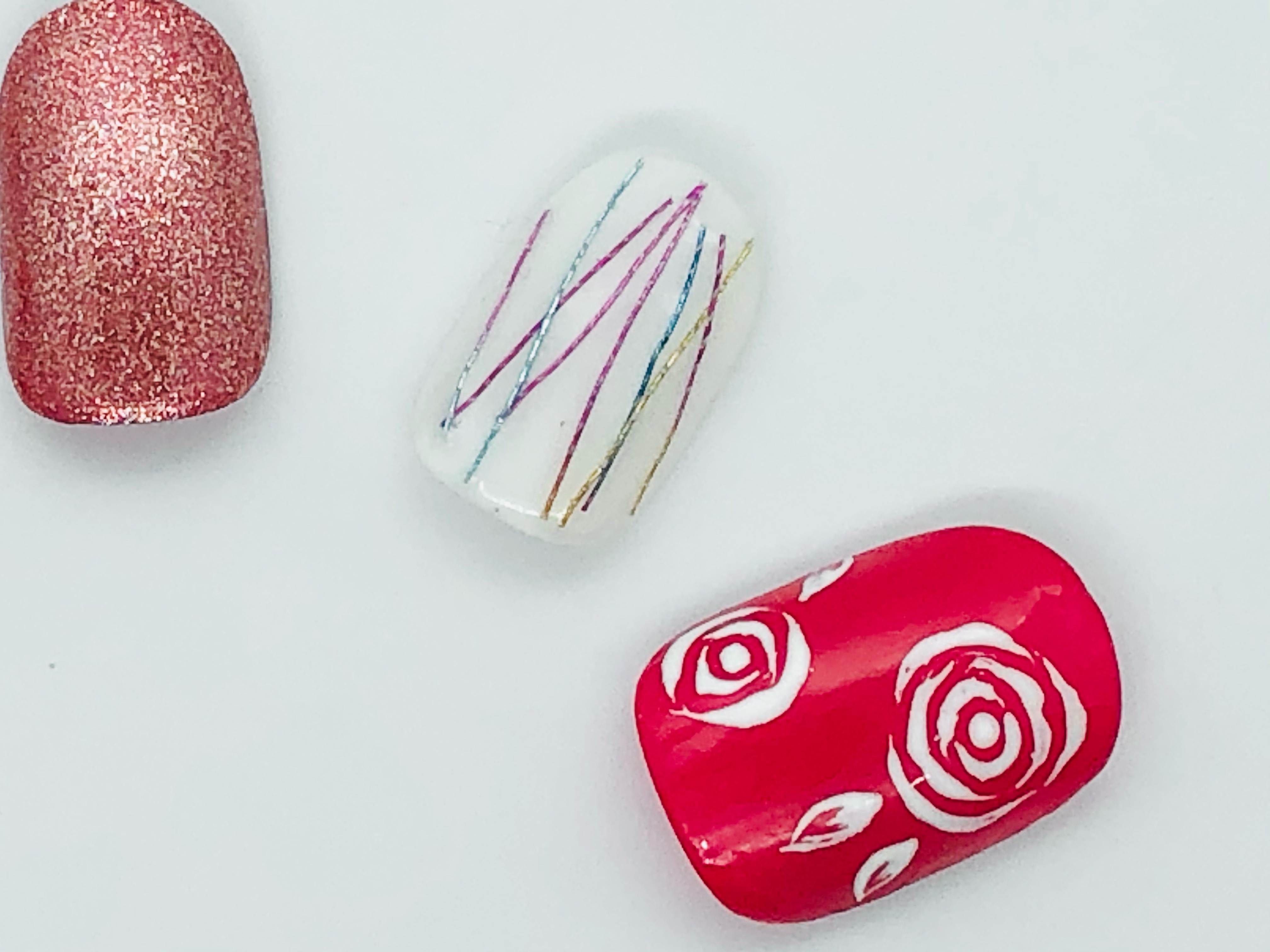 赤ピンクの薔薇ネイル Daia Nail Yokohama