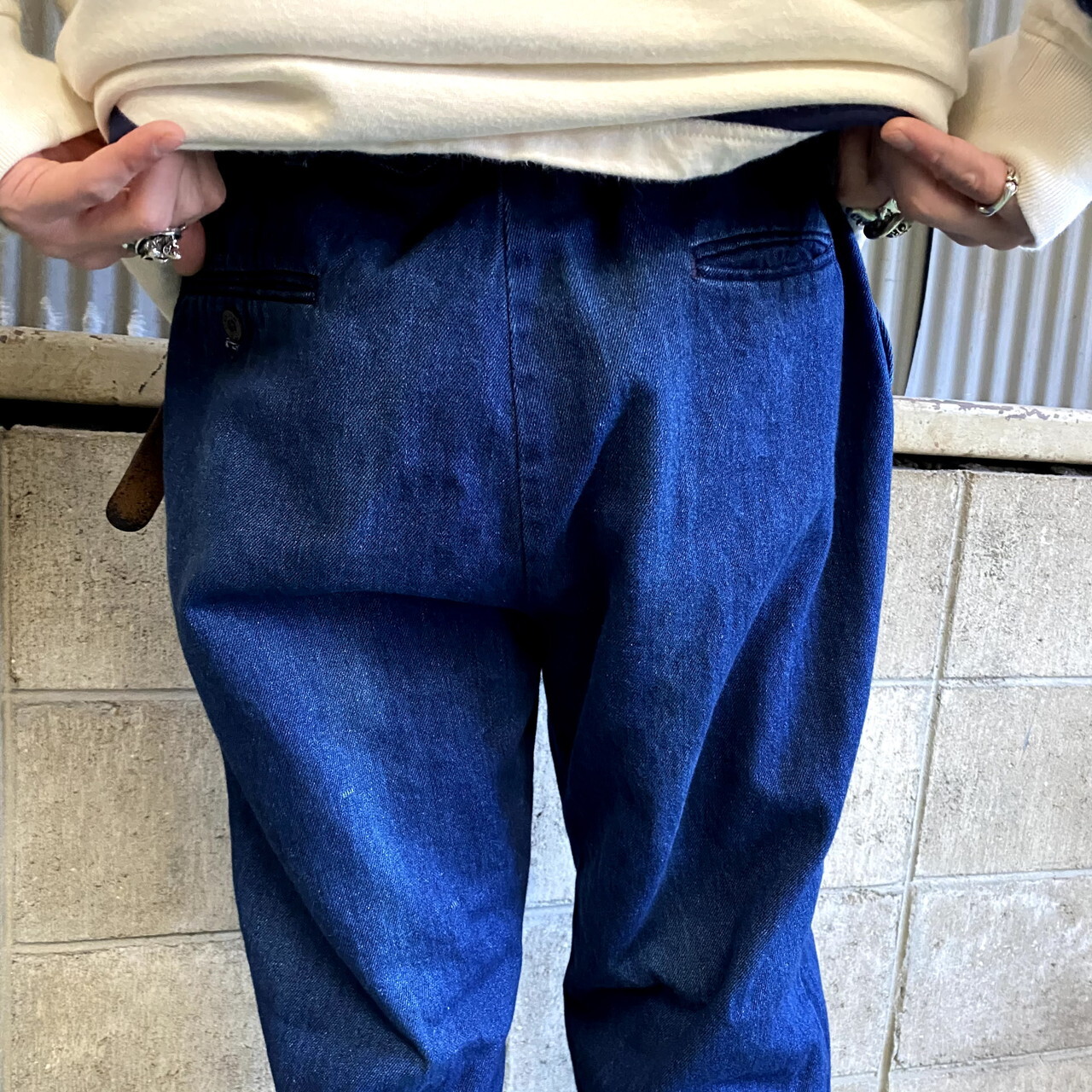 Usa製 Lee リー タックり デニムトラウザーパンツ メンズw35 古着 デニムスラックス ユニオンチケット付き ジーンズ デニムパンツ Cave 古着屋 公式 古着通販サイト 6 7 12 00まで半袖シャツ全品10 Off