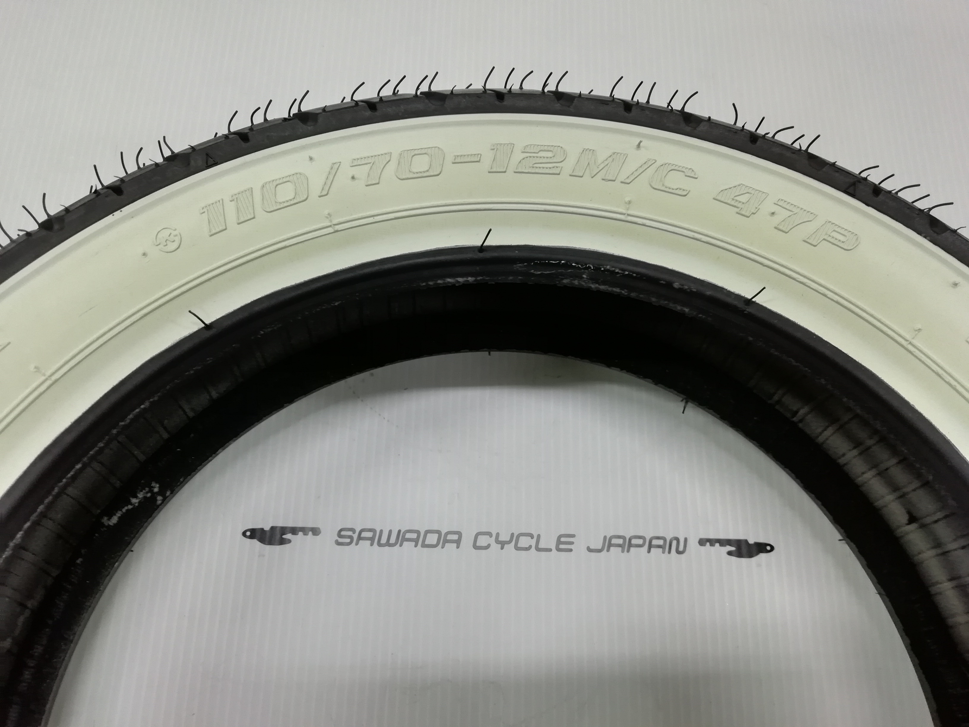 ホワイトウォールタイヤ フュージョン ローダウン向けフロント扁平タイヤ ｓａｗａｄａ ｃｙｃｌｅ
