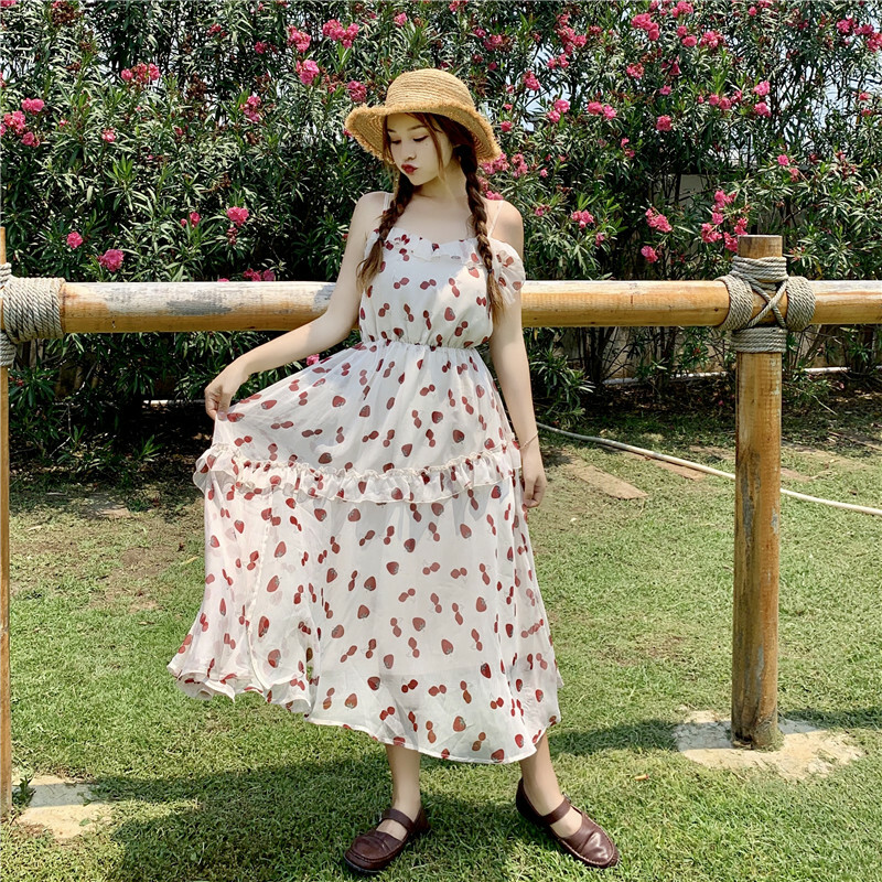 いちご柄 シフォンロングワンピース キャミワンピ ロング丈 フリルワンピース ハイウエスト切り替え ウエストゴム 脚長効果 ゆめかわ レトロ ガーリー More Lluze モア ルーゼ