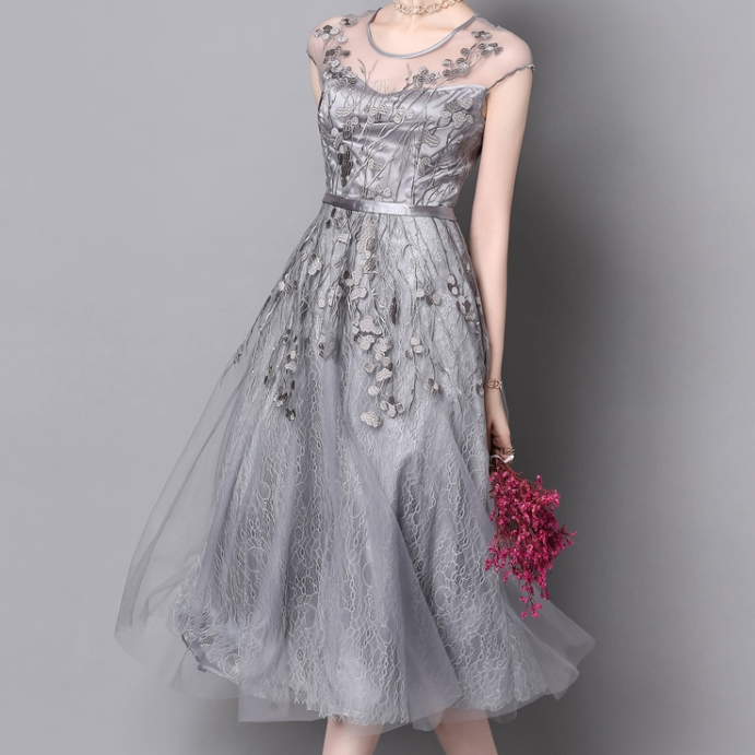 Dress Lace Flower ドレス ワンピース グレー レース 花柄 フラワー 刺繍 シースルー メッシュ 透け感 ラウンドネック 半袖 フレンチスリーブ ウエストマーク ハイウエスト ミディ丈 ミモレ丈 大人 可愛い エレガント 清楚 上品 きれいめ フェミニン 結婚式 二次会