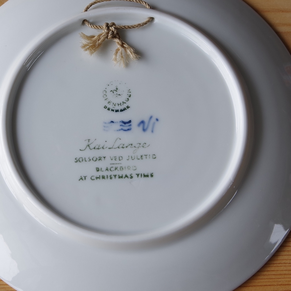 ロイヤルコペンハーゲン クリスマスプレート 1966年 アンティーク Black Bird Royal Copenhagen イヤープレート ヴィンテージ 陶器 Flohmarkt フローマルクト