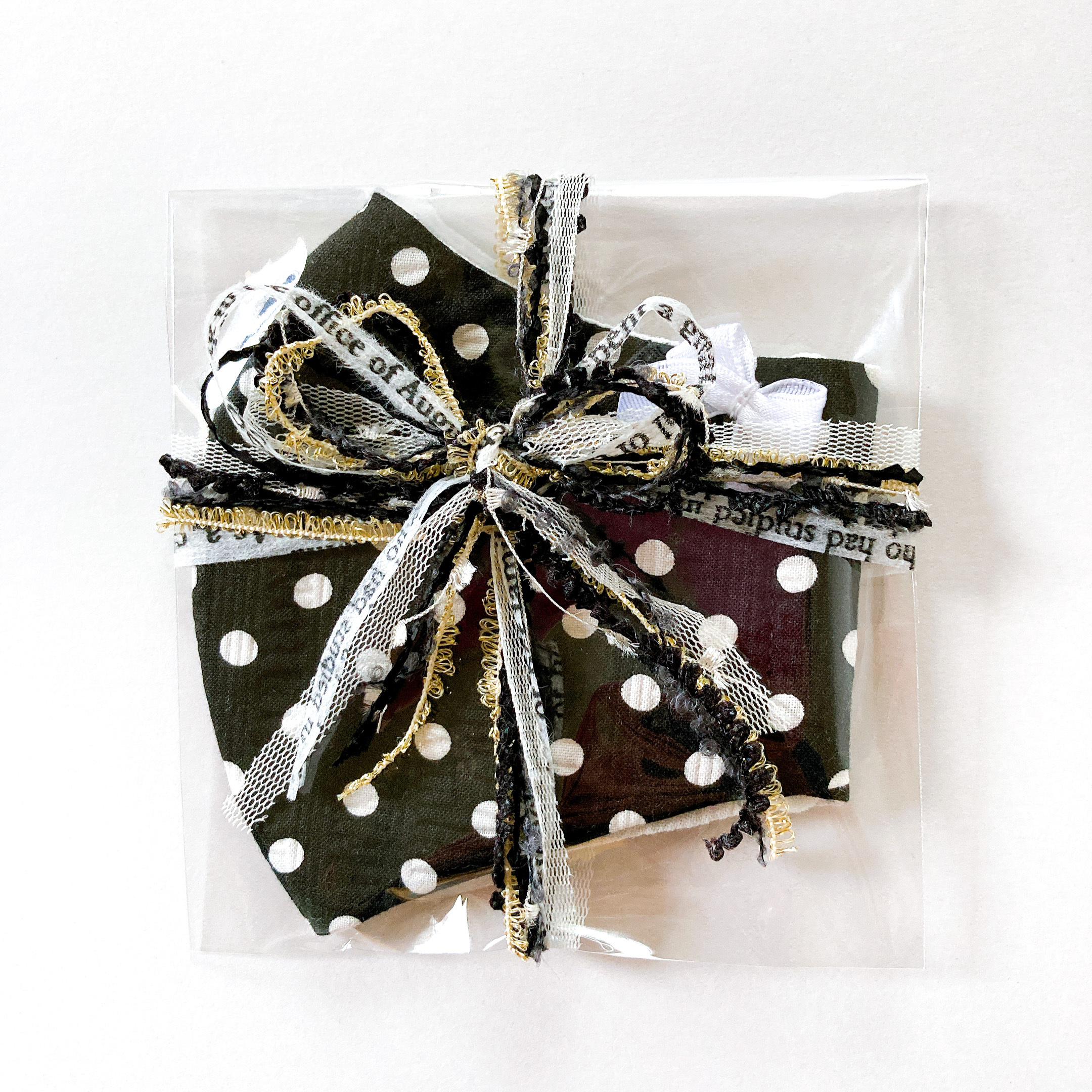 モノトーンドット夏マスク キッズサイズ リップル 高島ちぢみ Maverick モノトーンドット夏マスク キッズサイズ リップル 高島ちぢみ Maverick