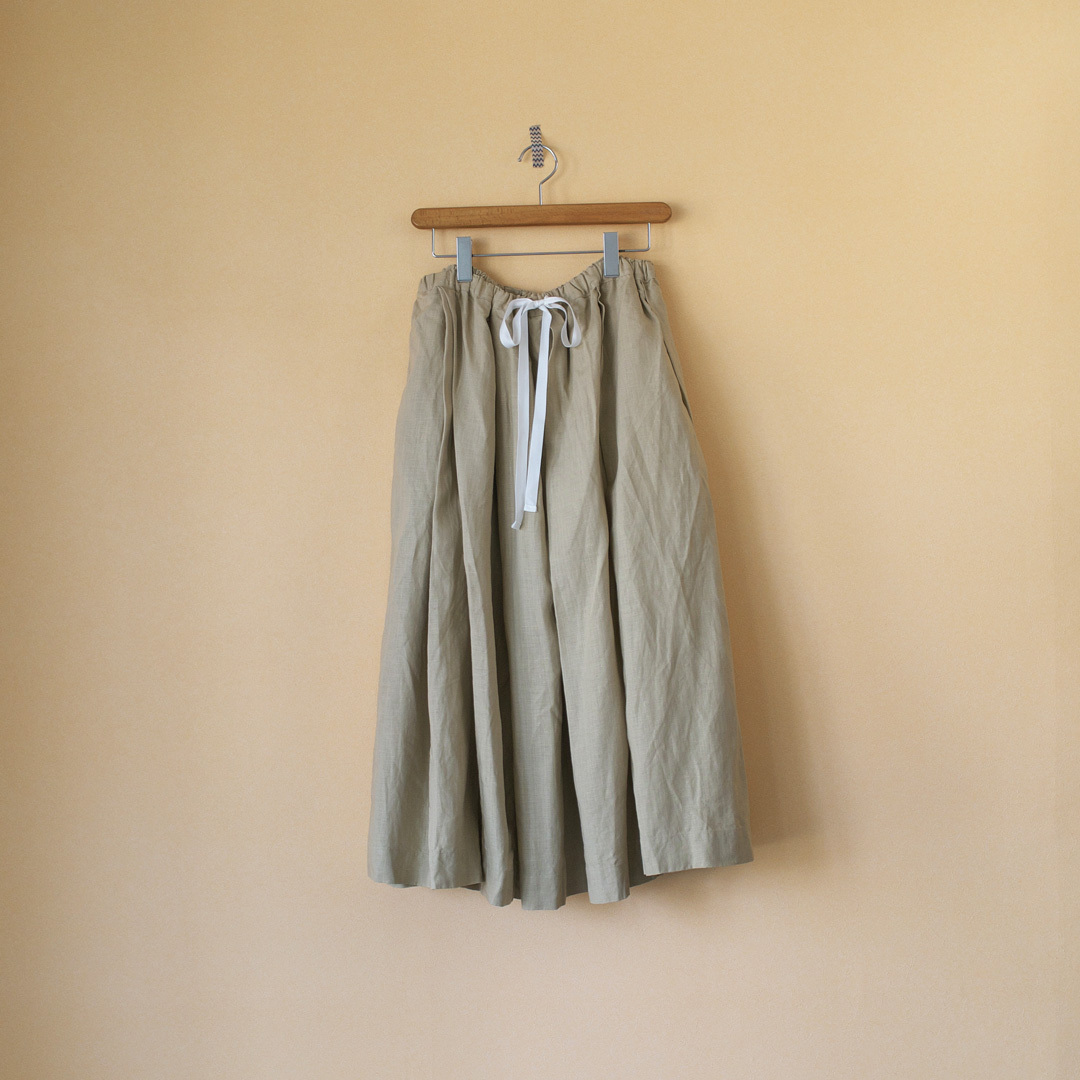 Gauze ガーゼ G504 Linen Pleated Skirt リネンプリーツスカート ベージュ Chelsea チェルシーオンラインショップ 四日市
