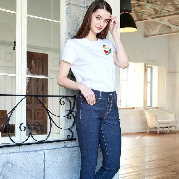 スーパービューティ Super Beauty フルーツ刺繍tシャツカットソー L Ll 42 44 大人かわいい服 Gold Smith