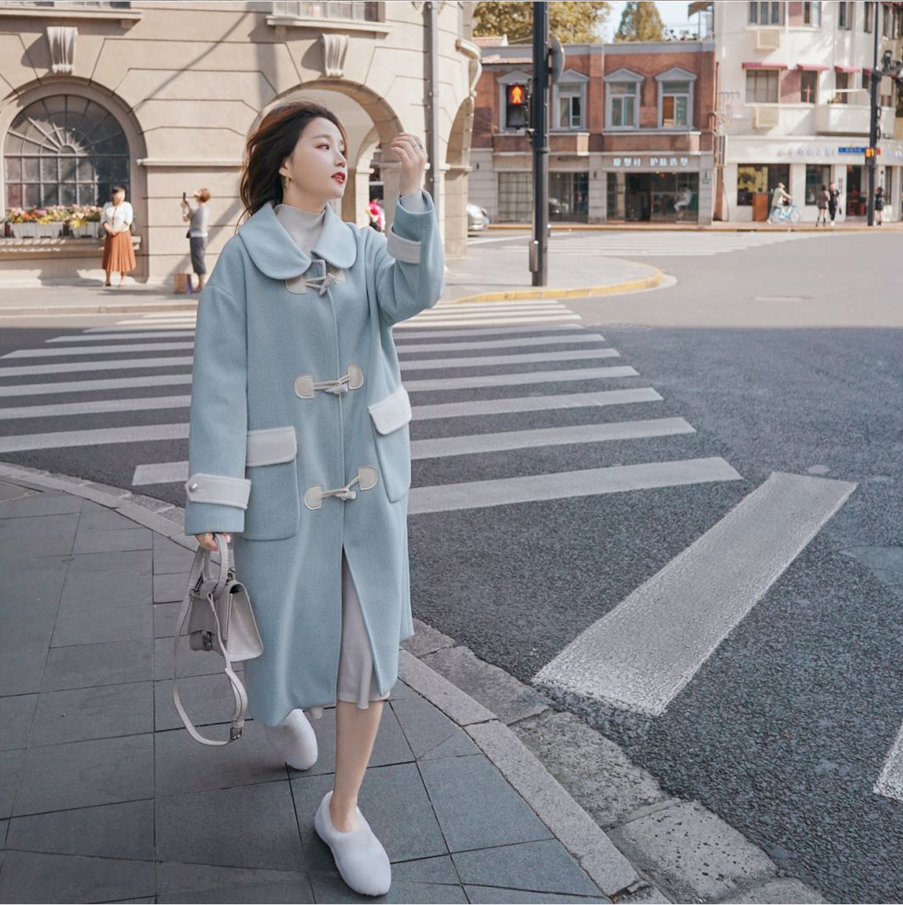 Regit 即納 Sky Blue Duffel Long Coat 韓国ファッション ロングコート かわいい 冬用アウター 10代代 コート かわいいコート スカイブルー ダッフルコート ラウンド襟 丸いえり Regit