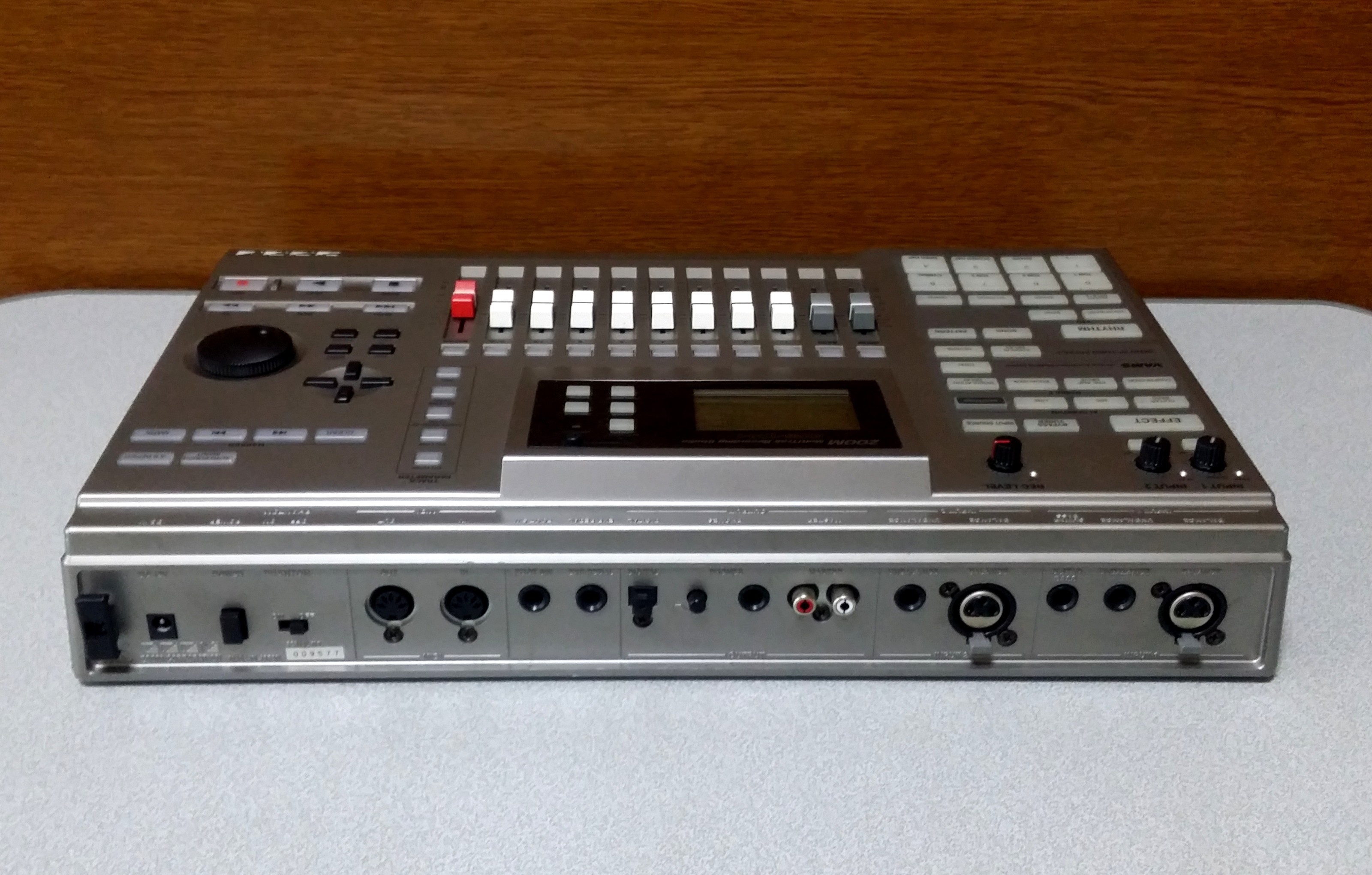 ZOOM Digital Recording Studio MRS1044 録音・編集良好・完動品 MTR PRO SHOP