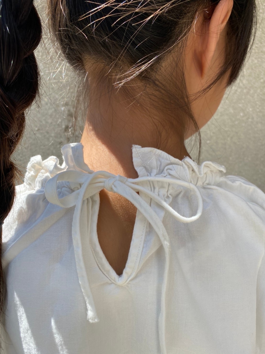 即納 No 911 フリルネックバックリボンブラウス Il