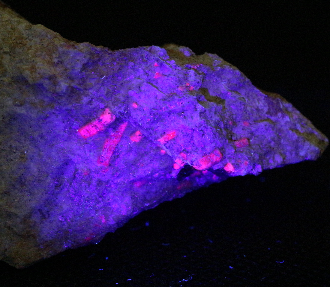 カリフォルア産 コランダム ルビー サファイア 原石 275 7g Crd009 鉱物 天然石 American Minerals Gemmy You