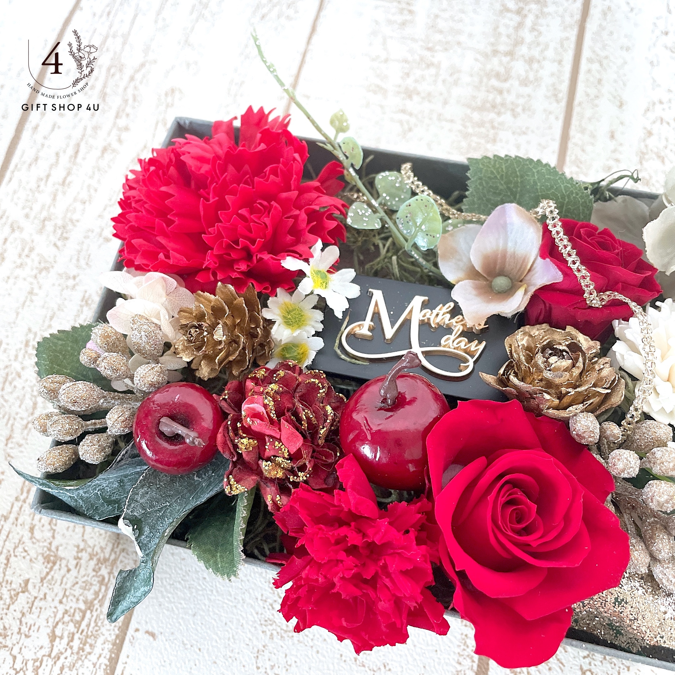 母の日 プリザーブドフラワーアレンジボックス レッド リボン バラ カーネーション 母の日 ２９ 4u