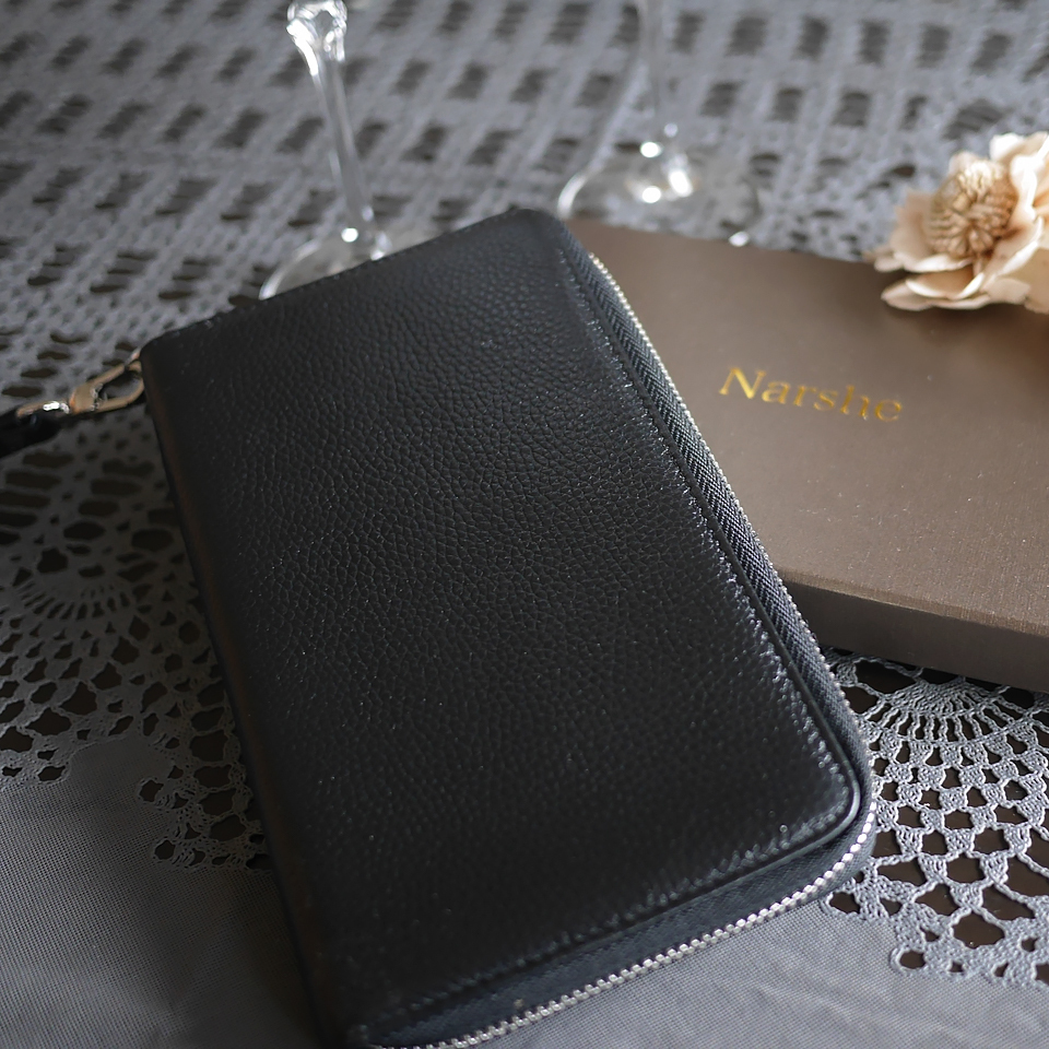 印鑑も入る 通帳ケース ブラック Narshe