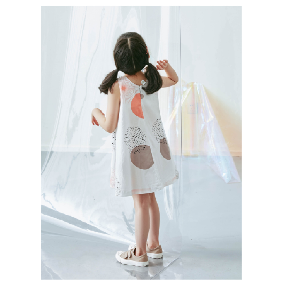 予約商品 ワンピース 輸入 北欧 ドレス インポート 子ども服 子供服 こども服 女の子 ジュニア ドレス ワンピ 上品 春夏 Aライン 綿 お出掛け かわいい Lavoro