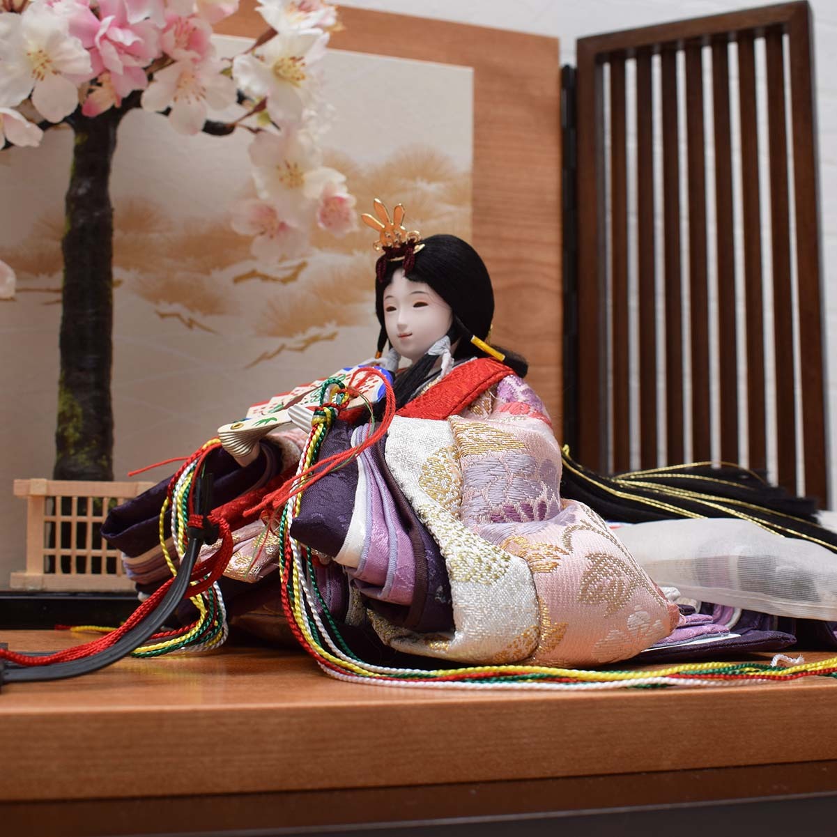 雛人形 親王飾り 羽衣 平安絵巻 Suzutame 雛人形 五月人形 羽子板 破魔弓 盆提灯 鈴為 スズタメ