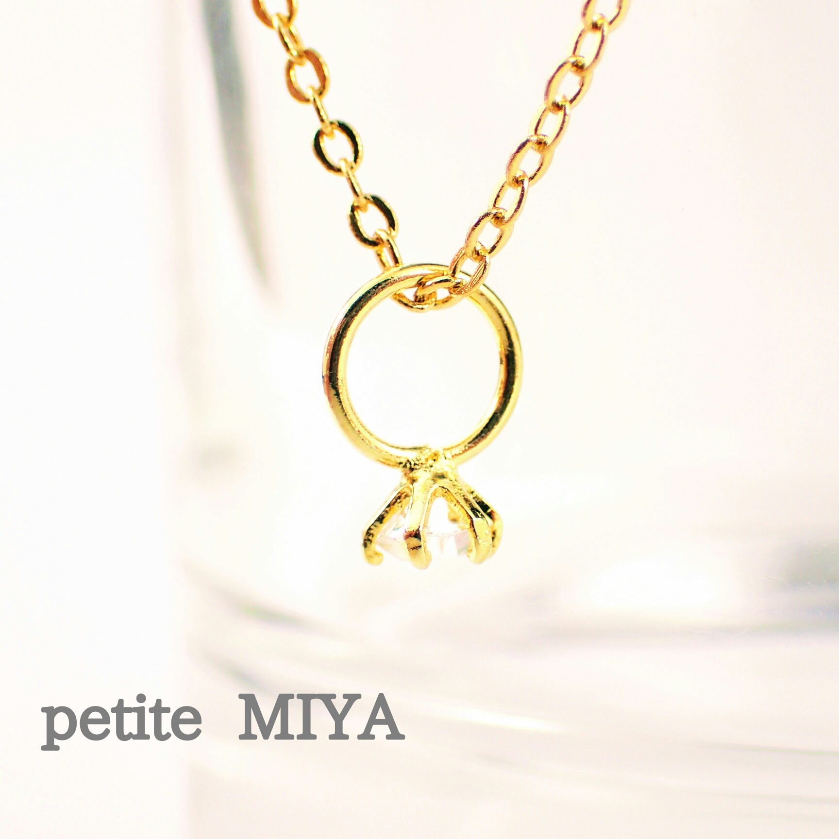 4月生まれのあの人へ プレゼントの準備はok Base Mag