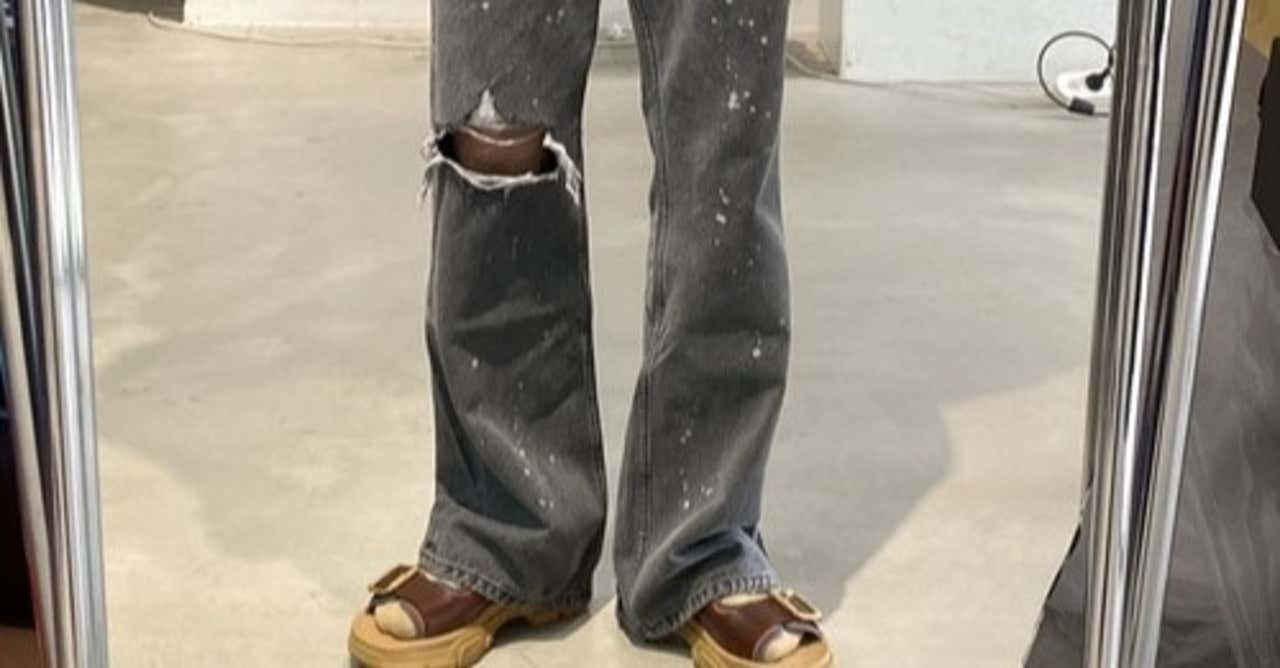 メンズおしゃれフレアパンツ おすすめコーデ紹介 Base Mag