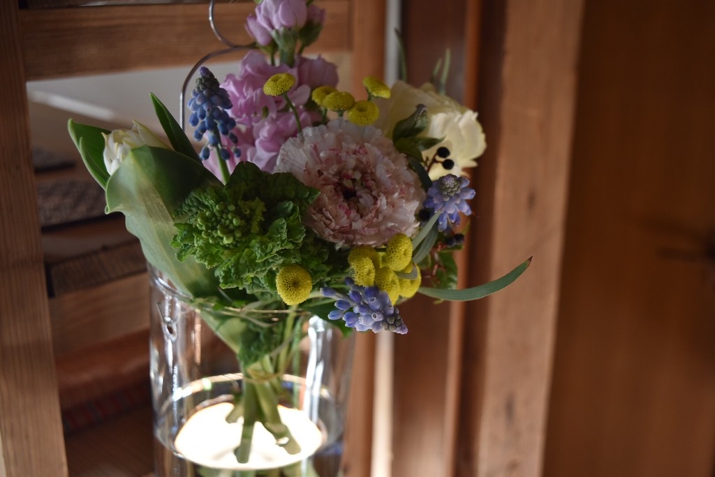 北中植物商店がセレクトする季節の草花を毎月定期的にお届け Base Mag 北中植物商店がセレクトする季節の草花を毎月定期的にお届け Base Mag