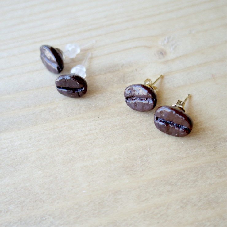本物のコーヒー豆で作ってます ハンドメイドでできた ピアスとイヤリング Base Mag