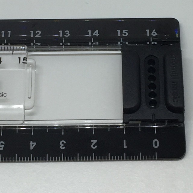 平行線が簡単に引ける新しいスタイルの定規 Base Mag 平行線が簡単に引ける新しいスタイルの定規 Base Mag