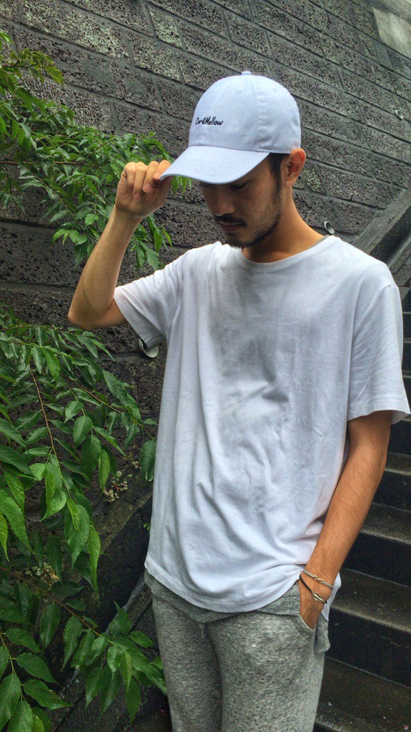 今年大注目 Over Mellowオリジナルローキャップの登場です Base Mag