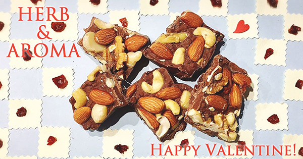 簡単レシピをご紹介 可愛い 美味しいハーブ入バレンタインチョコを作ろう ハーブが苦手な人にも base mag