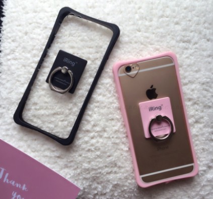 シンプルなカラーとリングのデザインが オトナ女子を演出するスマホケース Base Mag