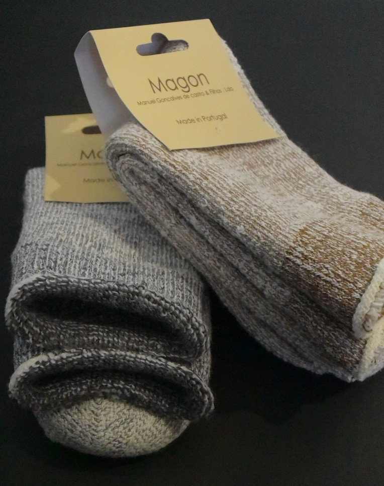 厚手の生地なのに 履き心地が良く おしゃれなソックスいかがでしょうか Base Mag