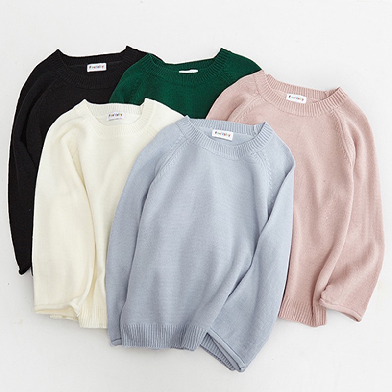 春の大定番 スプリングカラーニットにシャツインして大人カジュアルの完成 Base Mag