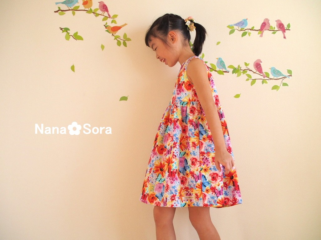 子供服ならではの華やか花柄ワンピース Base Mag 子供服ならではの華やか花柄ワンピース Base Mag