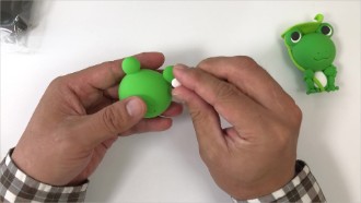 ねんどで かわいいカエルさんを作ってみよう Base Mag