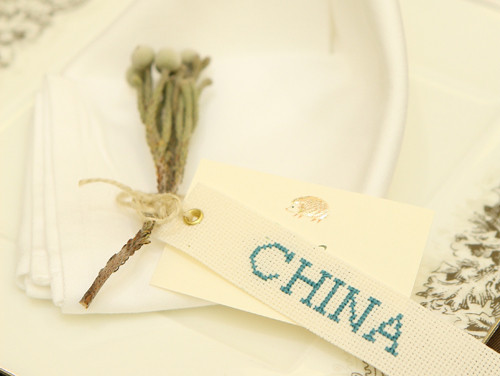 結婚式の席札に植物を ナチュラルで 海外の結婚式の様な席札を作りました Base Mag 結婚式の席札に植物を ナチュラルで 海外の結婚式の様な席札を作りました Base Mag