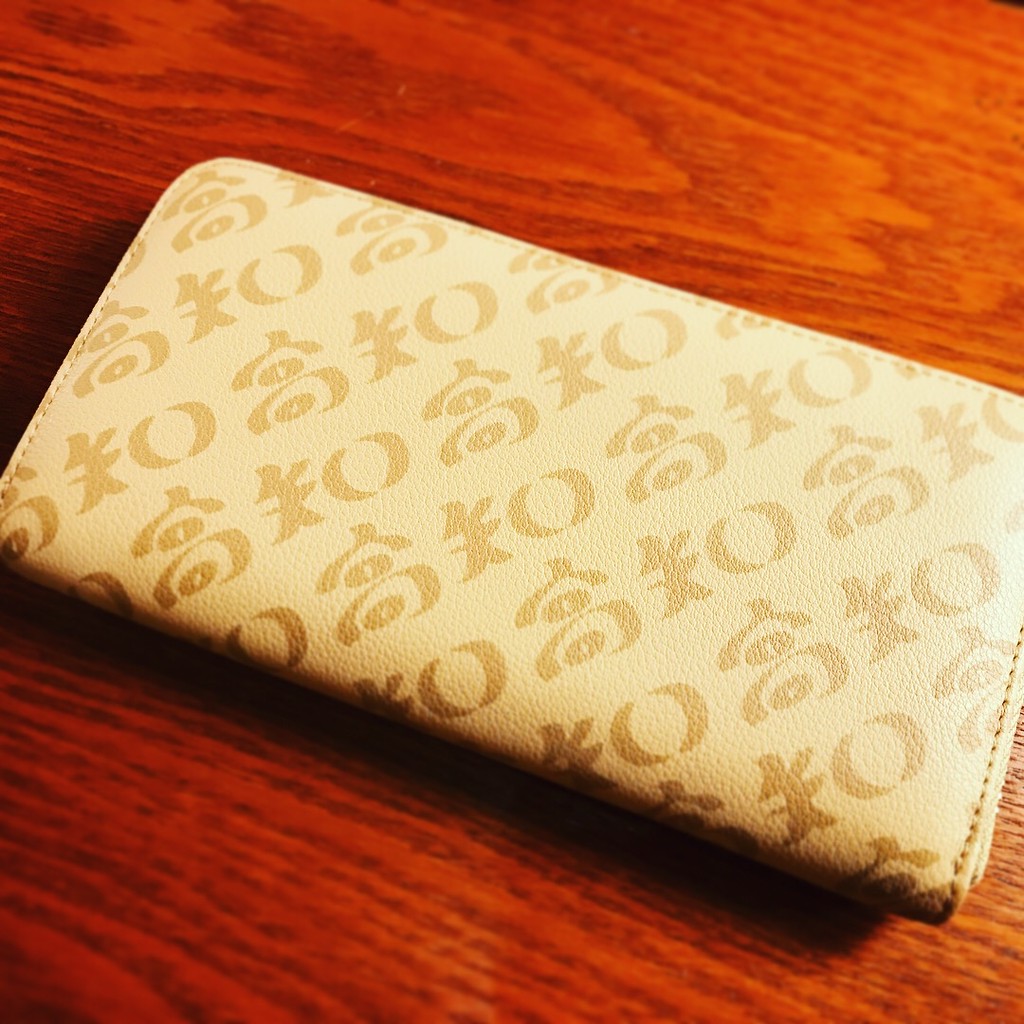 高知の財布 ユーモア アート ハイクオリティーかつ高知愛にあふれるラウンドウォレット base mag