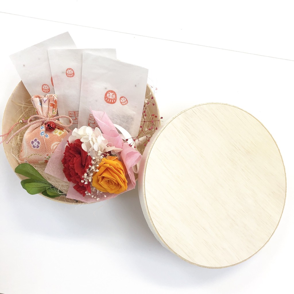 香司が天然香料で作ります 母の日に田舎のおかぁちゃんにも香りの贈り物 匂い袋 Base Mag 香司が天然香料で作ります 母の日に田舎のおかぁちゃんにも香りの贈り物 匂い袋 Base Mag
