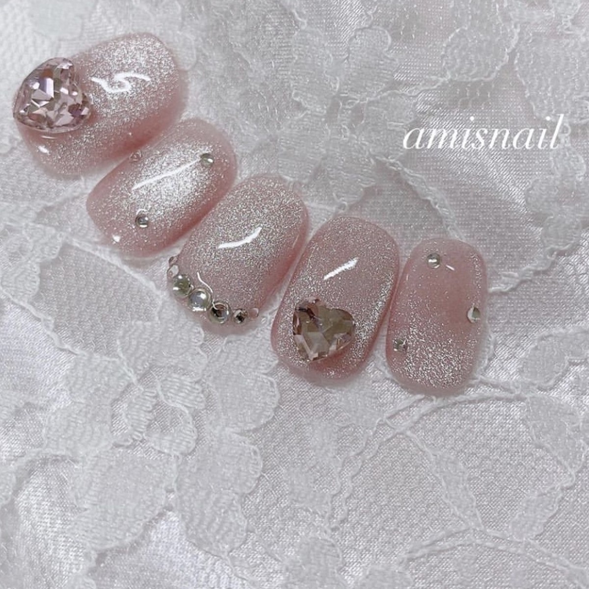 ハートストーンとマグネットネイル Amisnail