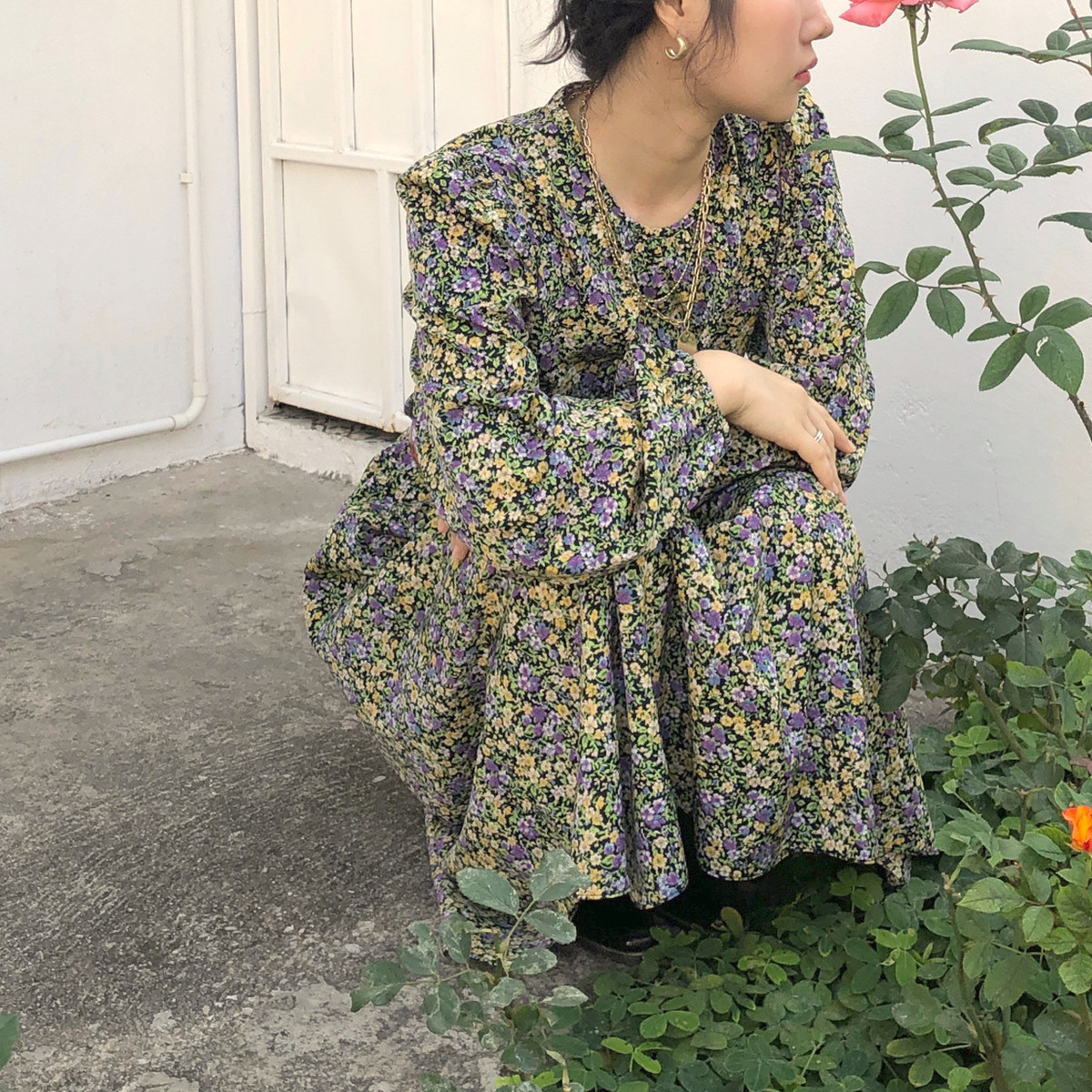 レトロフラワーパフスリーブワンピース 1253 Poet