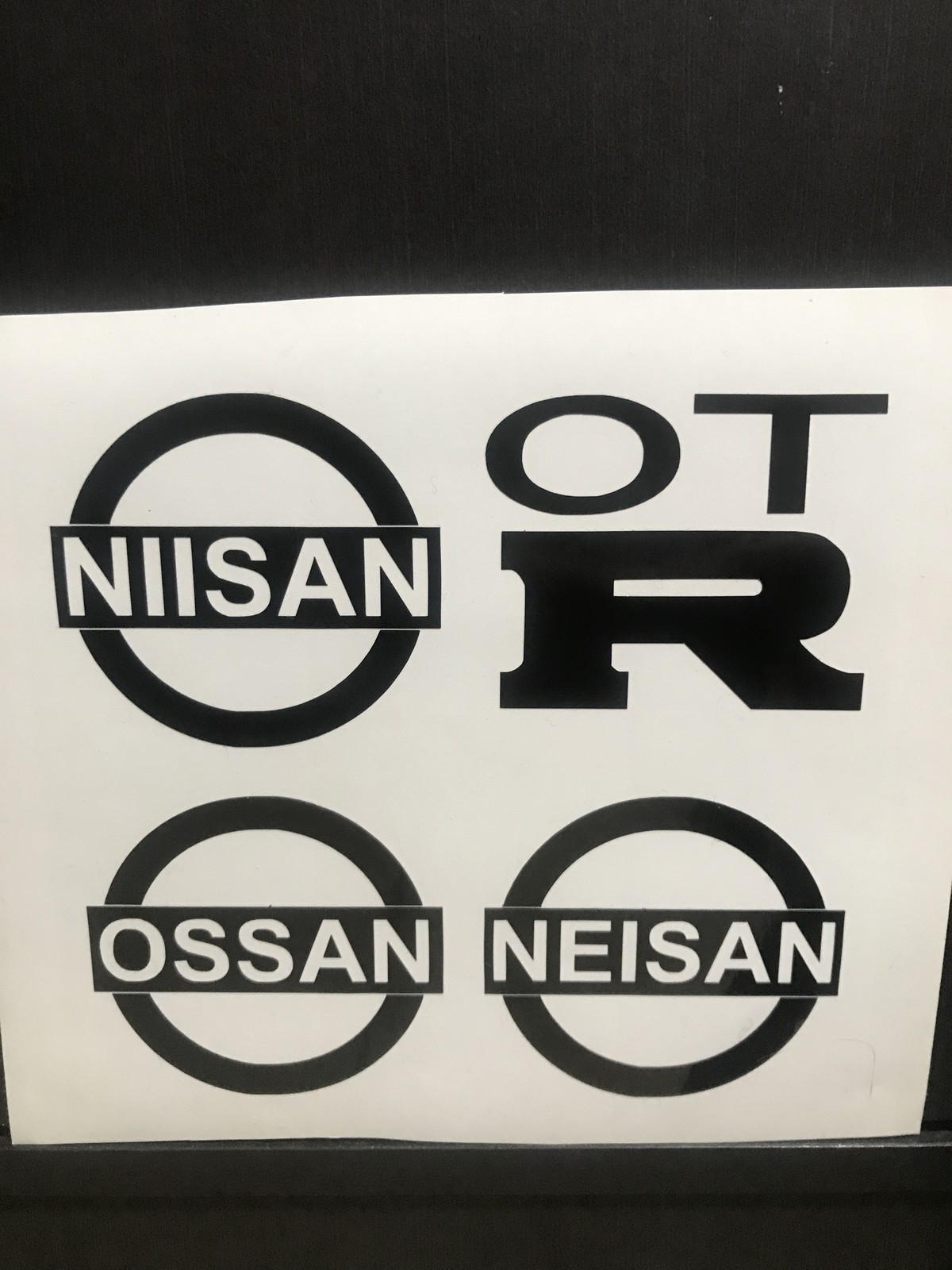 日産パロディステッカー Gt R D Style Company