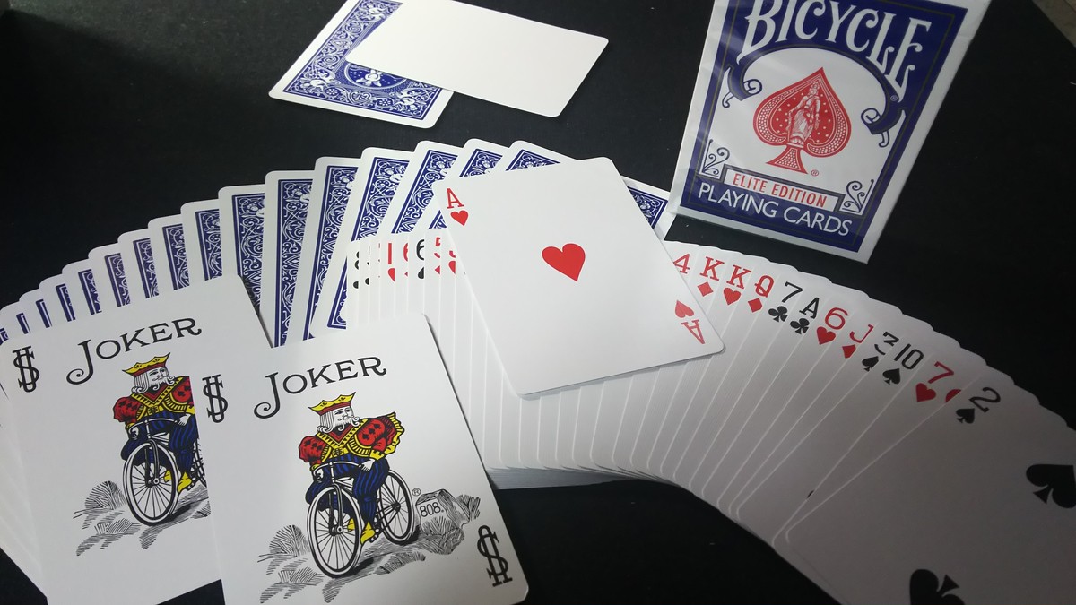 バイシクル エリートエディション 青 ひっそりトランプのお店