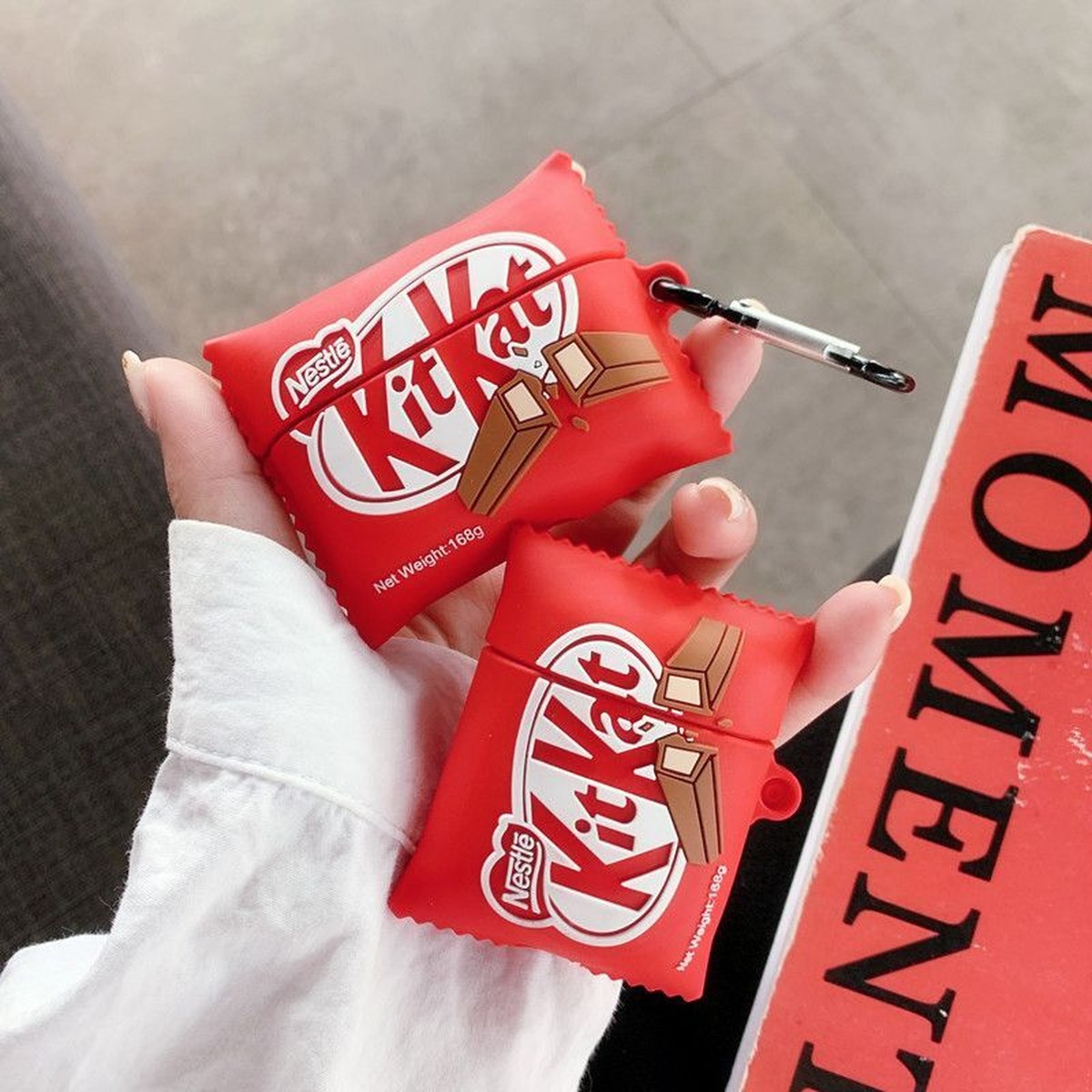 Airpods Pro Airpods Case ケース シリコン カラビナ付 かわいい 保護 カバー キットカット Kitkat チョコ エアポッズプロ エアーポッズ 第2世代 第1世代 かわいいairpodsケース Switchカバー Iphoneケース Airtagホルダー New I