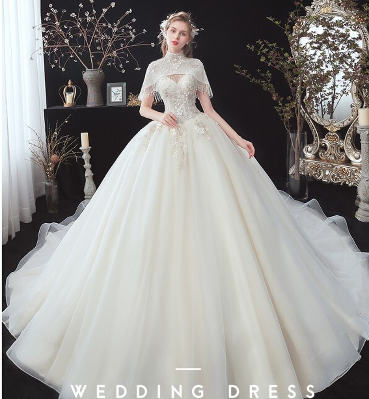 超美品の 豪華 ウエディングドレス トレーン 花モチーフ 薄シャンパンの色 ウェディングドレス Albinofoundation Org