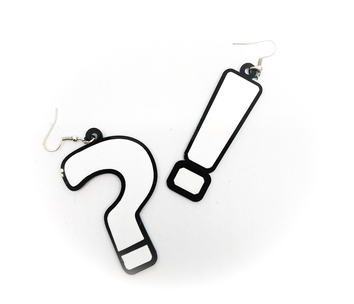 アイコンピアス はてな ハテナ びっくり ビックリ ビックリマーク イヤリング アイコン 文字 キャラクター おもしろ 仮装 コスプレ Neons