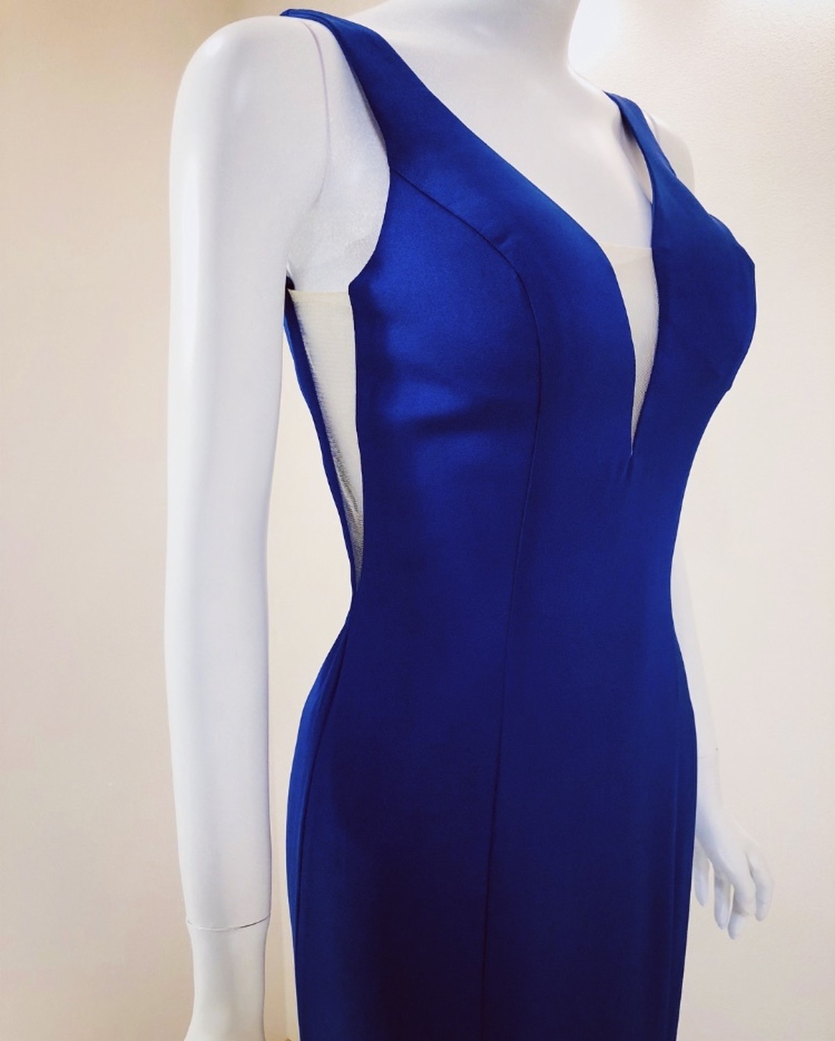 オリジナル 大人気ロイヤルブルーロングドレス 2 4 新品 日本未上陸 アドリアナパペル ロングワンピース Williamsav Com