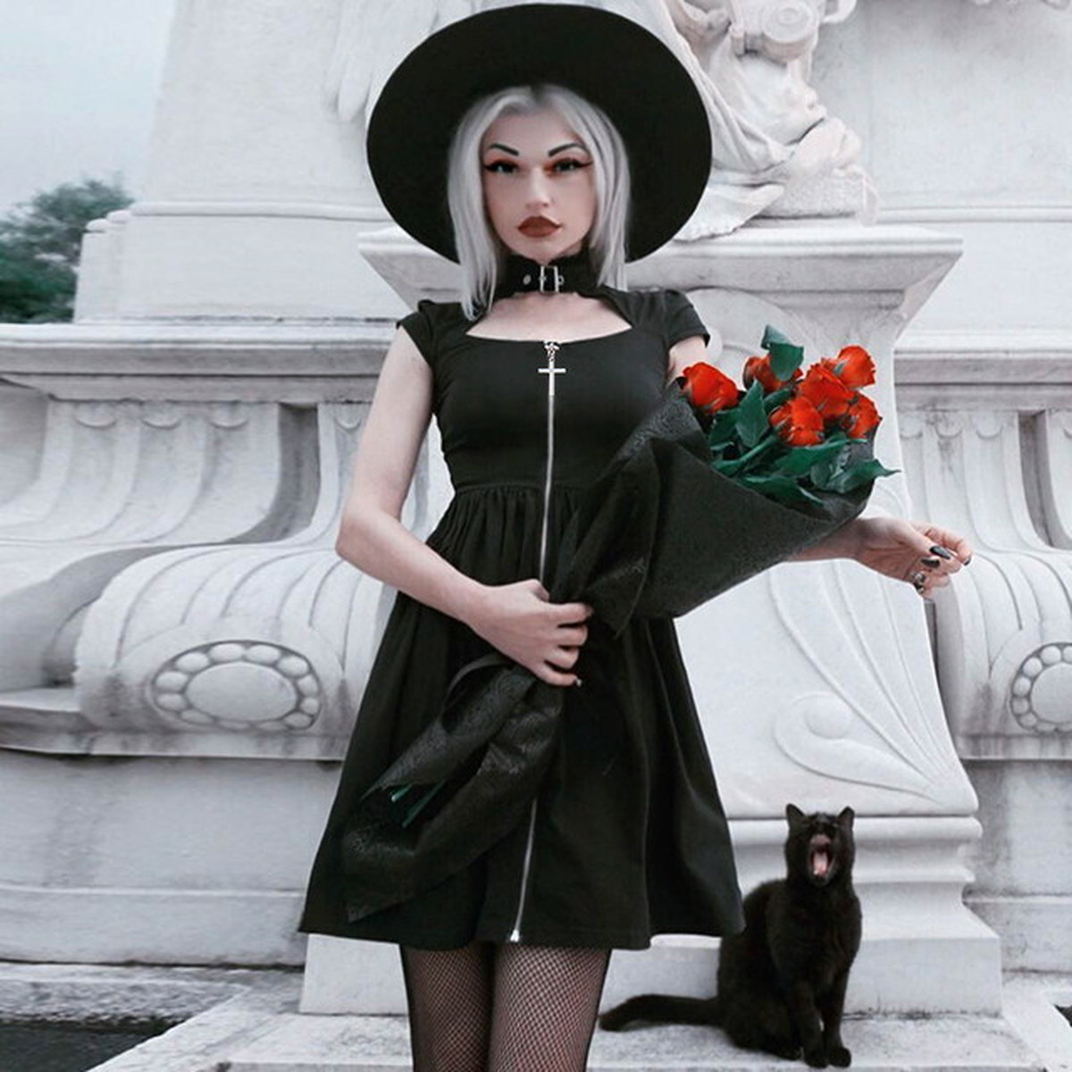 ゴスロリ ワンピース 半袖 膝下 Zip 十字架ジッパー 闇少女 ブラック ゴシック ロリータ Dressyなファッション モード ゴスロリのお店 Ladies Fashion Seasonz