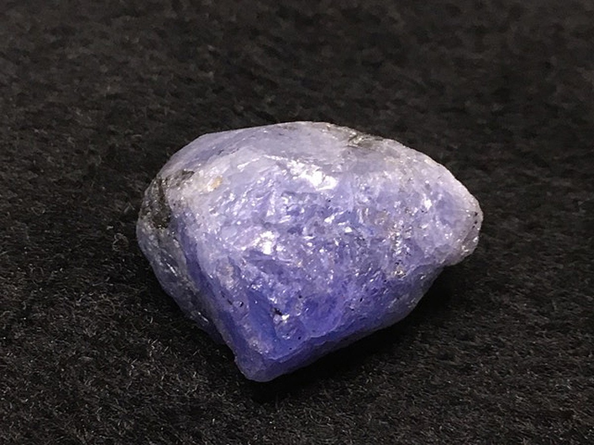 無料サービスの-タンザナイト 原••石 結晶 4.24ct