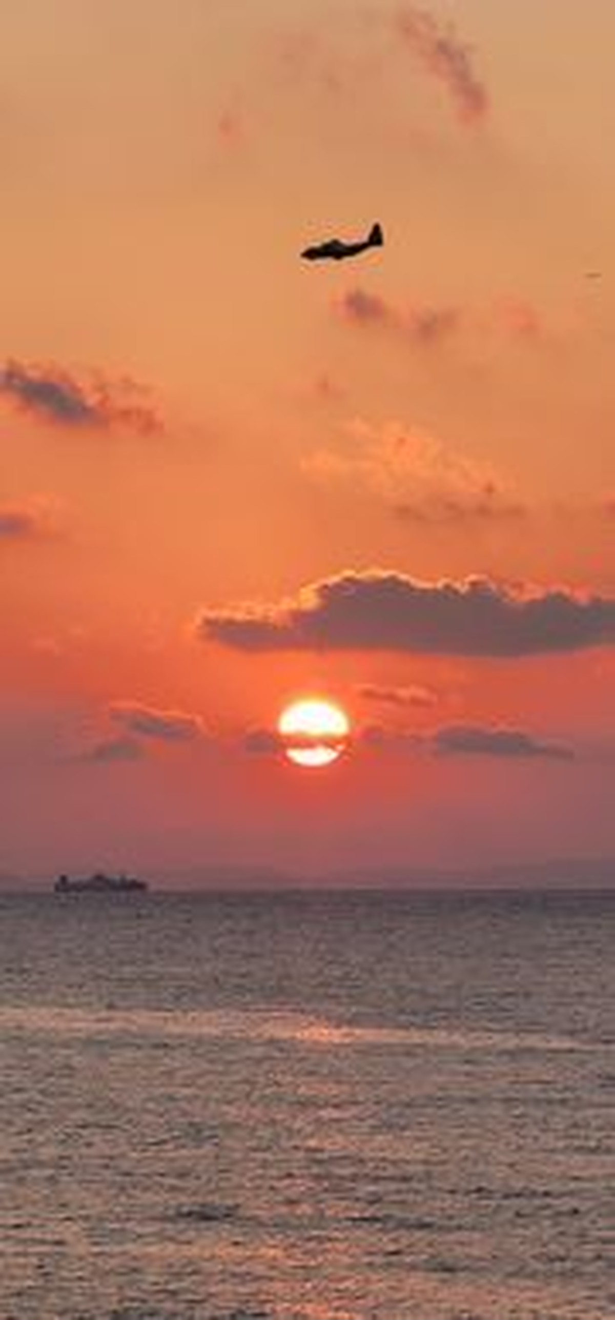 サンセット 夕日 風景の渋滞 壁紙 スマホ待ち受け画像 Galaxy Note Ultra Iphone Oki Para