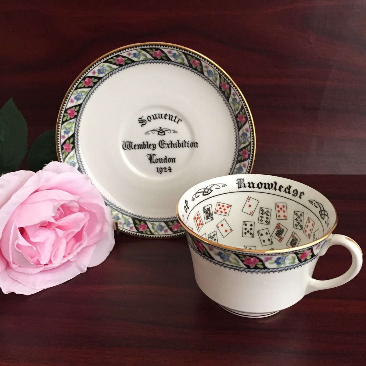 1924記念品占いカップ エインズレイ Paragon