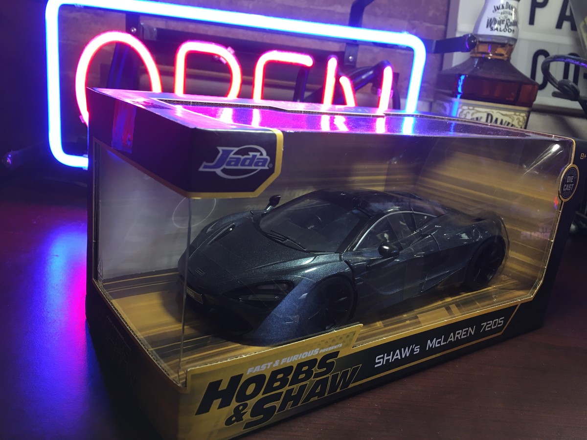 ワイスピミニカー Shaw S マクラーレン7s ワイルドスピード 1 24サイズ ミニカー マンケーブストア Man Cave Store ガレージ アメリカン雑貨 ホットドッグ 美容室