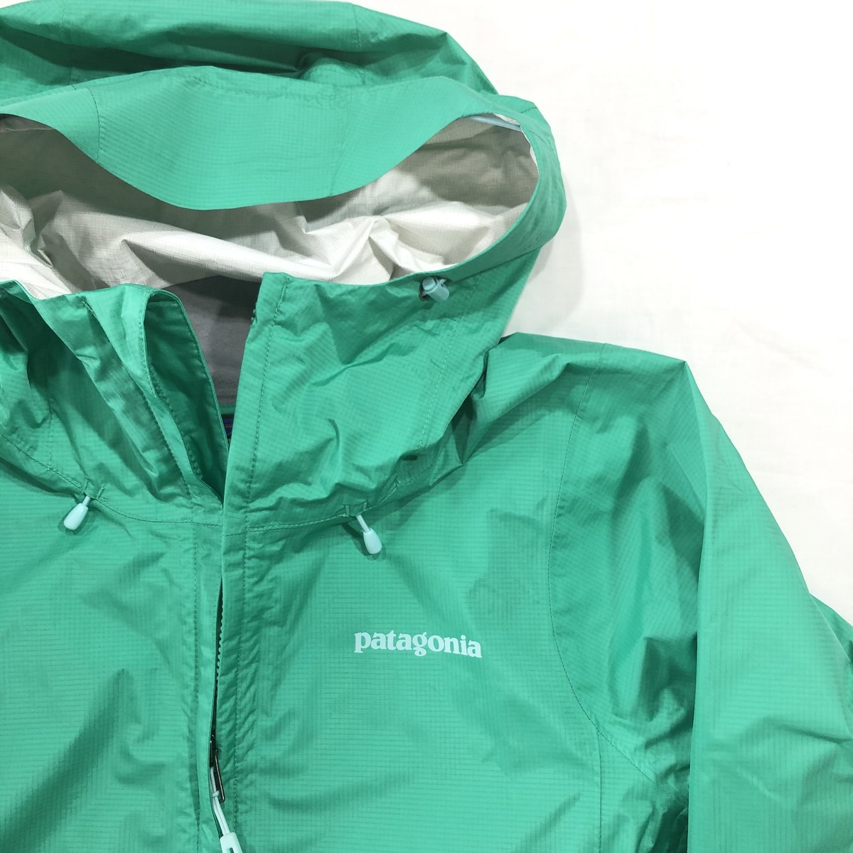 未使用タグ付き Patagonia Torrent Shell Jkt パタゴニア トレントシェルジャケット ウィメンズ グリーン S 都町の古着屋 Charkha Bazaar チャルカバザール